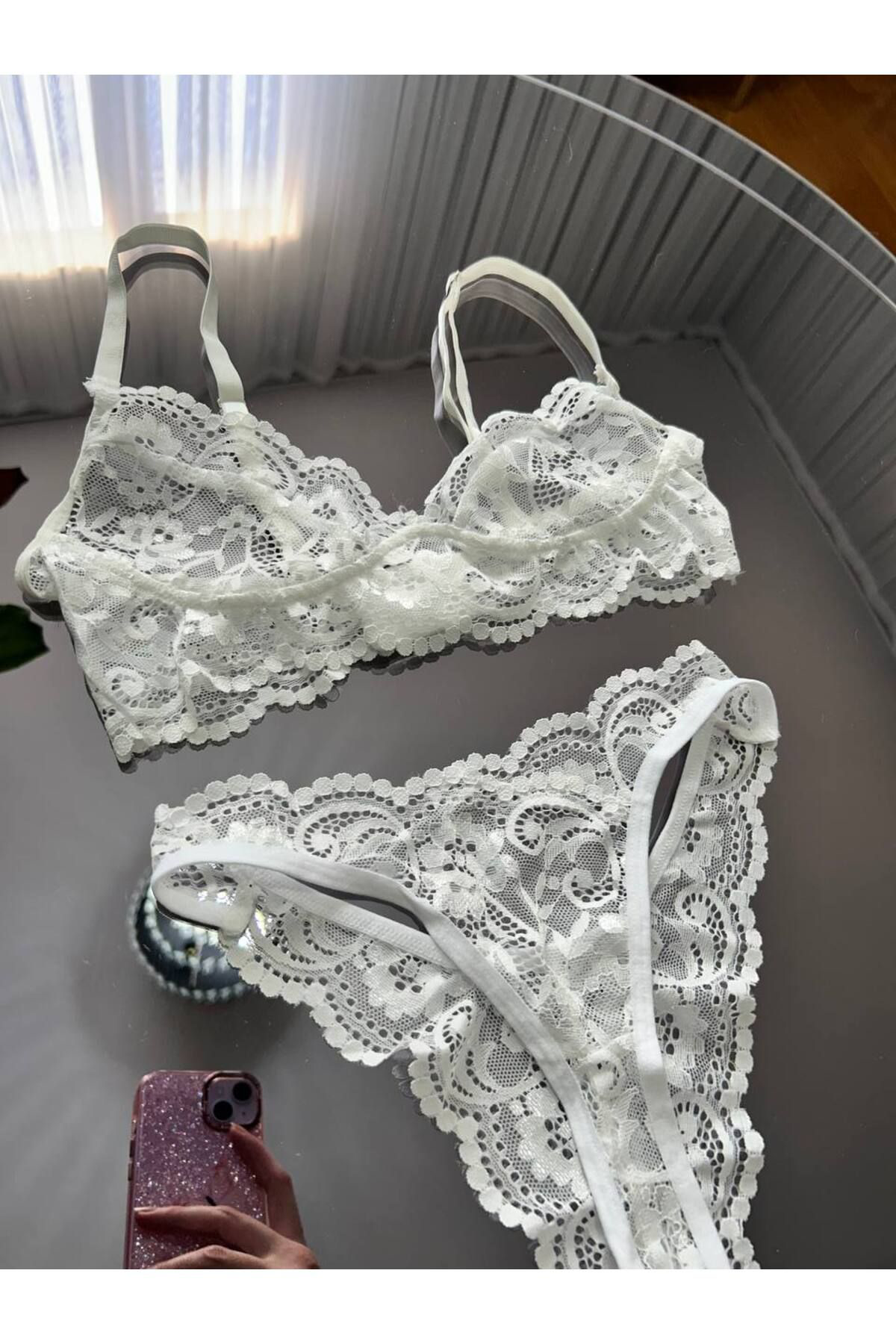 Kadın Beyaz Dantelli Desteksiz Toparlayıcı Balenli Sütyen Külot Takımı, Rahat İç Çamaşır Takımı