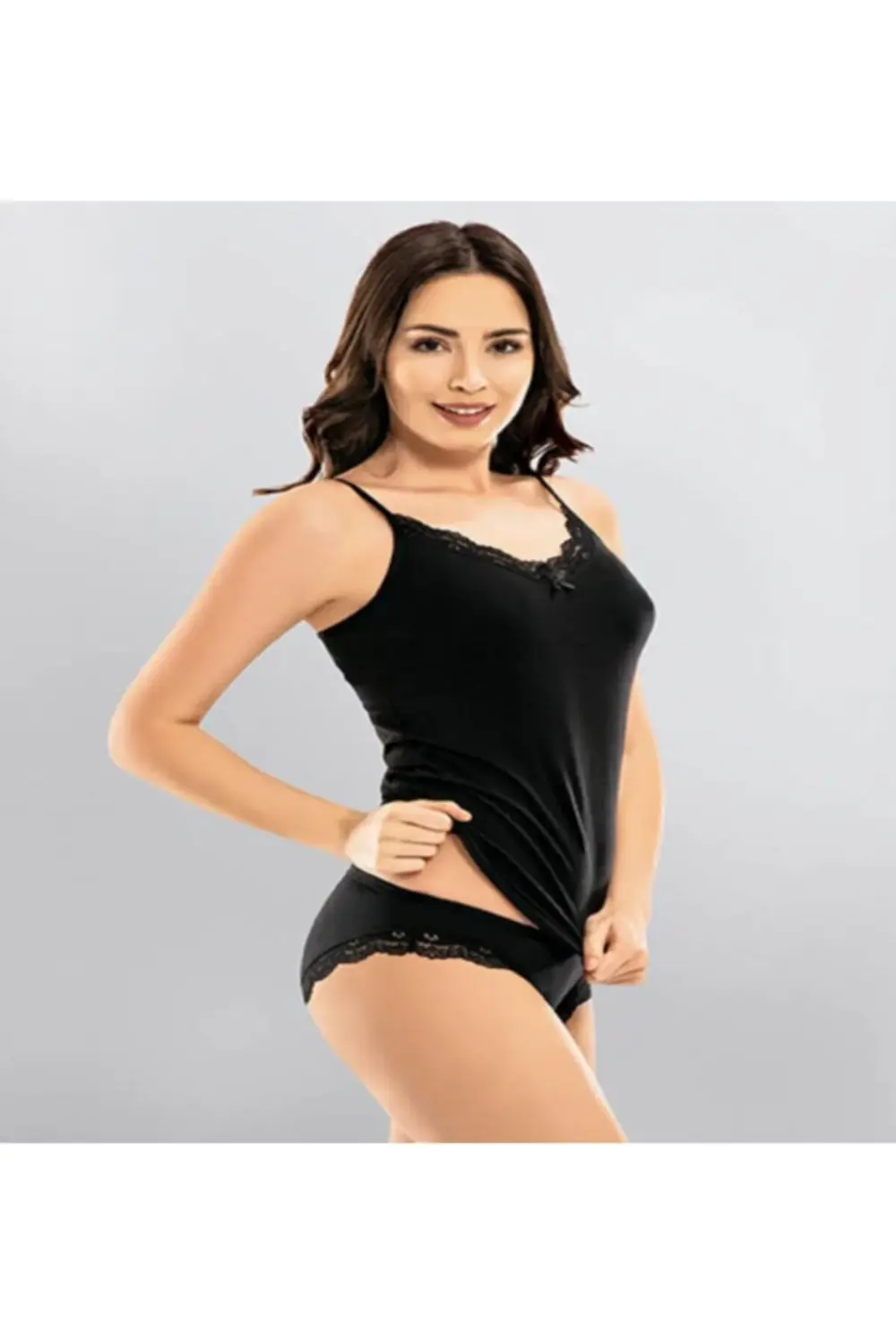 Kadın Beyaz Dantel Detay Iç Çamaşırı Takımı