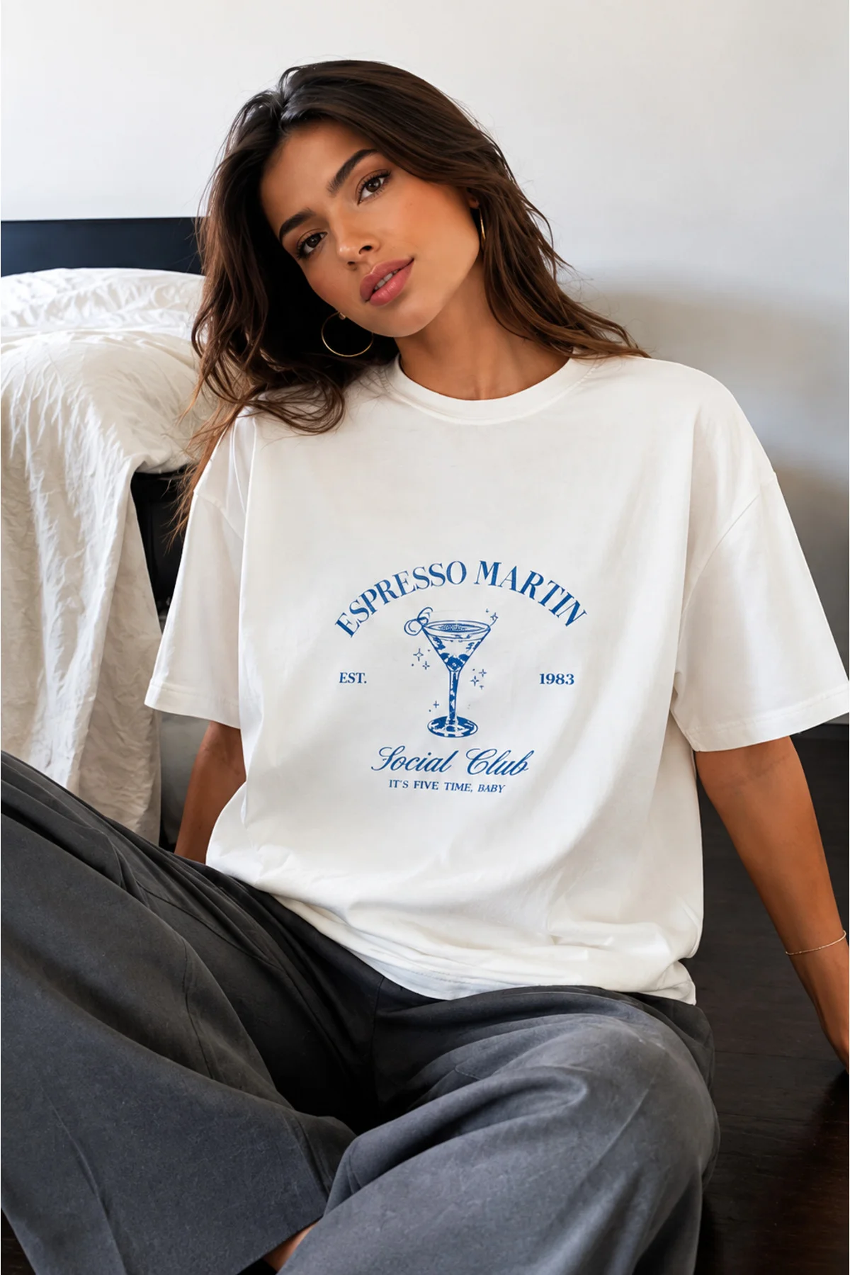 Kadın beyaz Espresso Martın baskılı T-shirt- Bisiklet yaka Fiyatı, Yorumları ve Özellikleri
