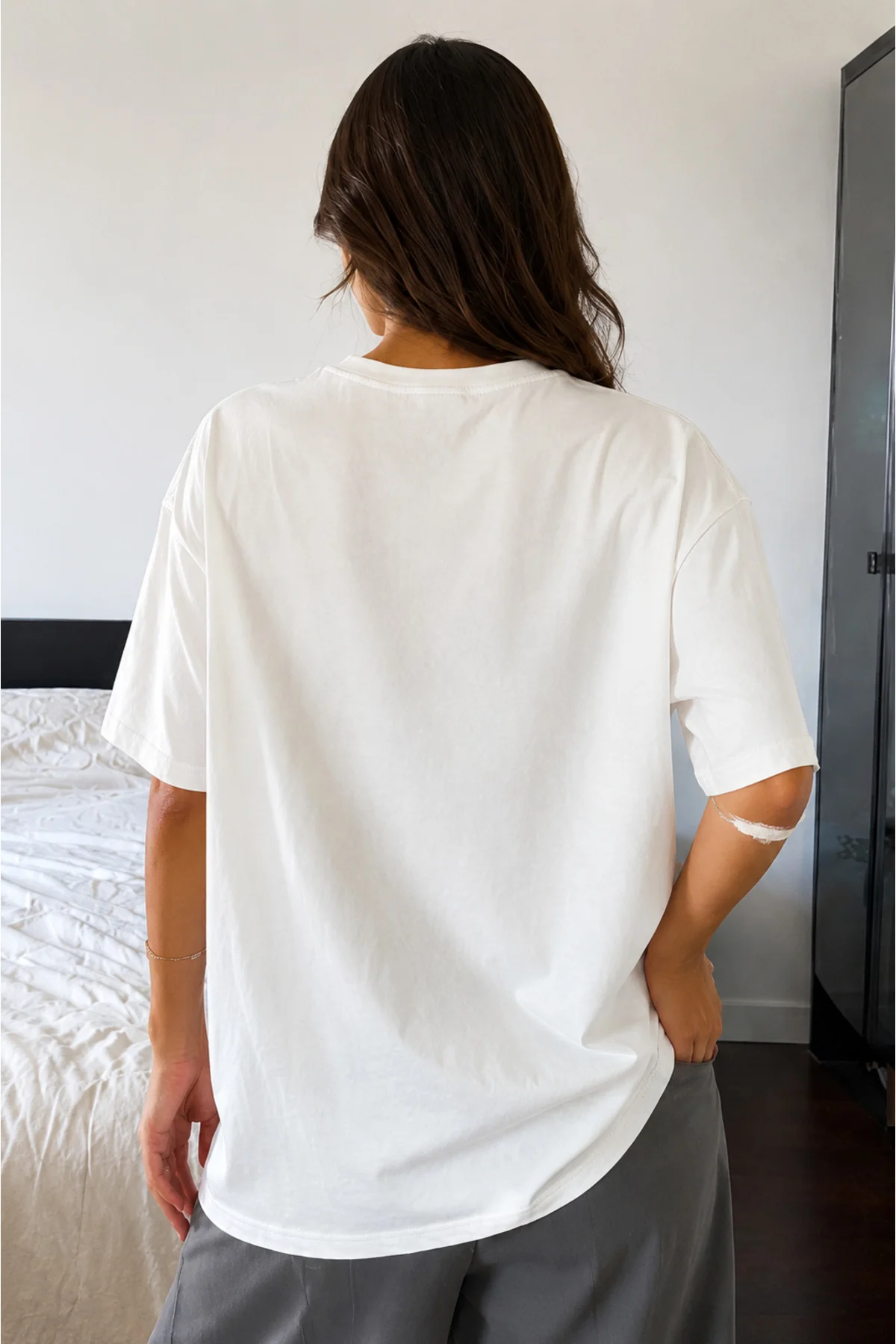 Kadın beyaz Espresso Martın baskılı T-shirt- Bisiklet yaka Fiyatı, Yorumları ve Özellikleri