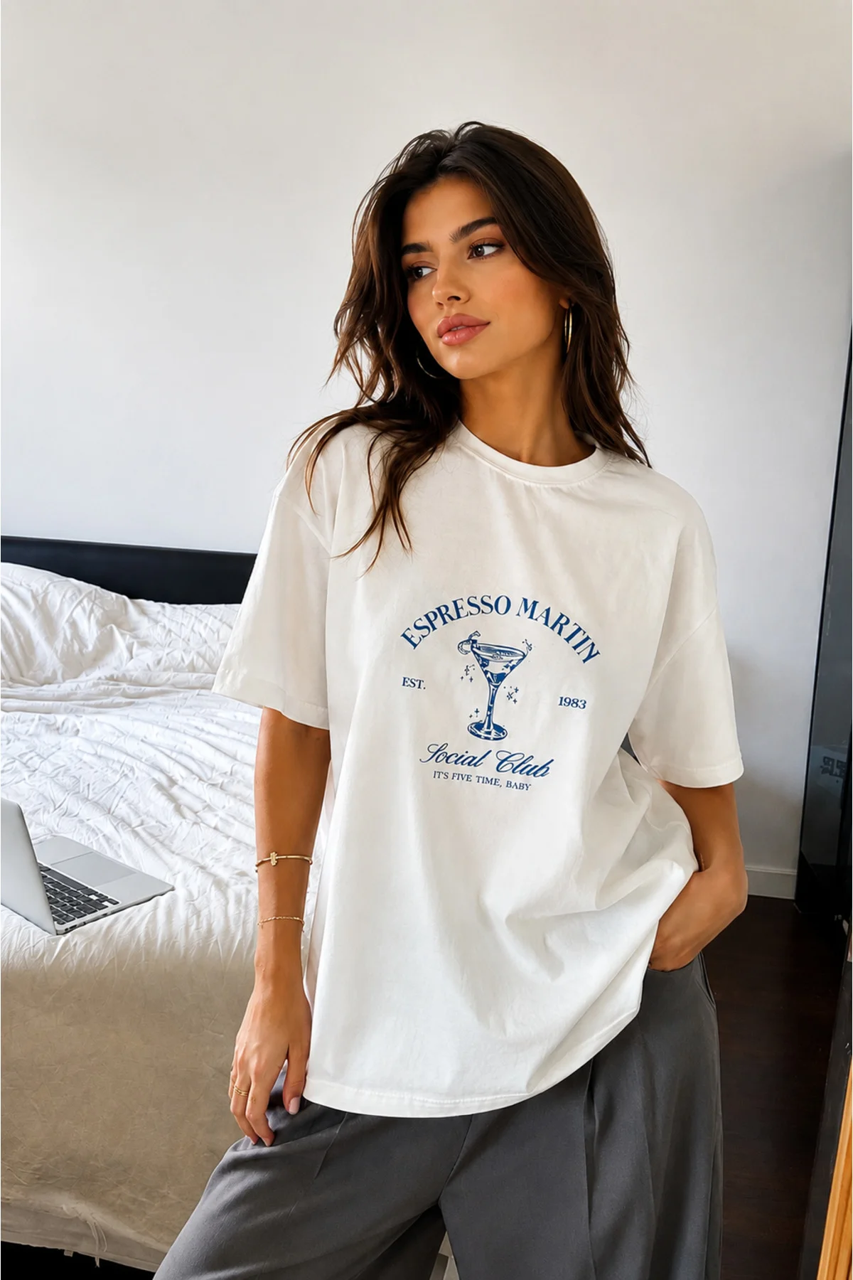 Kadın beyaz Espresso Martın baskılı T-shirt- Bisiklet yaka Fiyatı, Yorumları ve Özellikleri