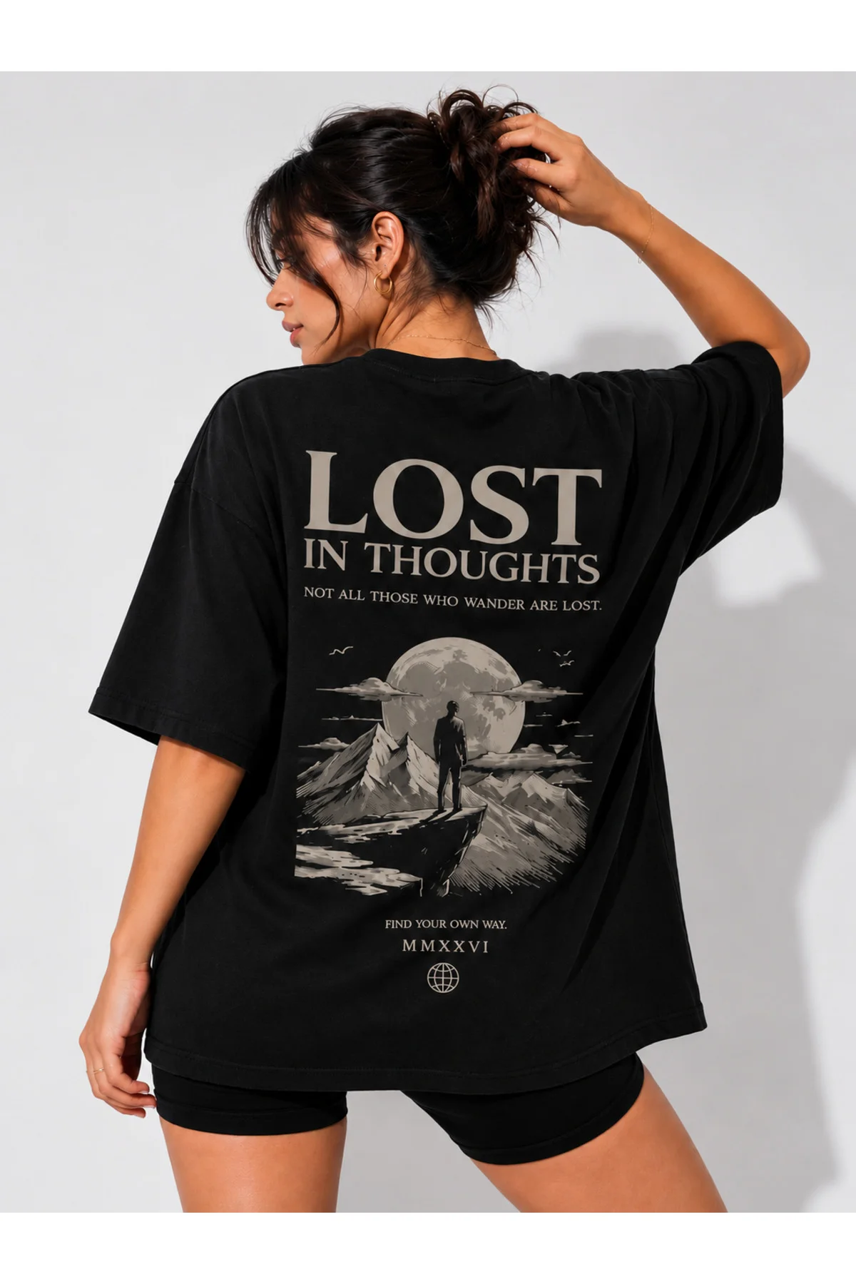 Kadın beyaz 🤍 LOST IN THOUGHTS baskılı T-shirt- Bisiklet yaka Kadın beyaz 🤍 LOST IN THOUGHTS baskılı T-shirt- Bisiklet yaka
