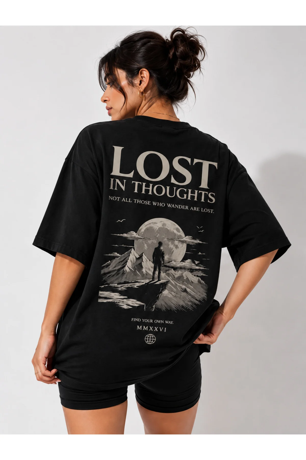 Kadın beyaz 🤍 LOST IN THOUGHTS baskılı T-shirt- Bisiklet yaka Kadın beyaz 🤍 LOST IN THOUGHTS baskılı T-shirt- Bisiklet yaka