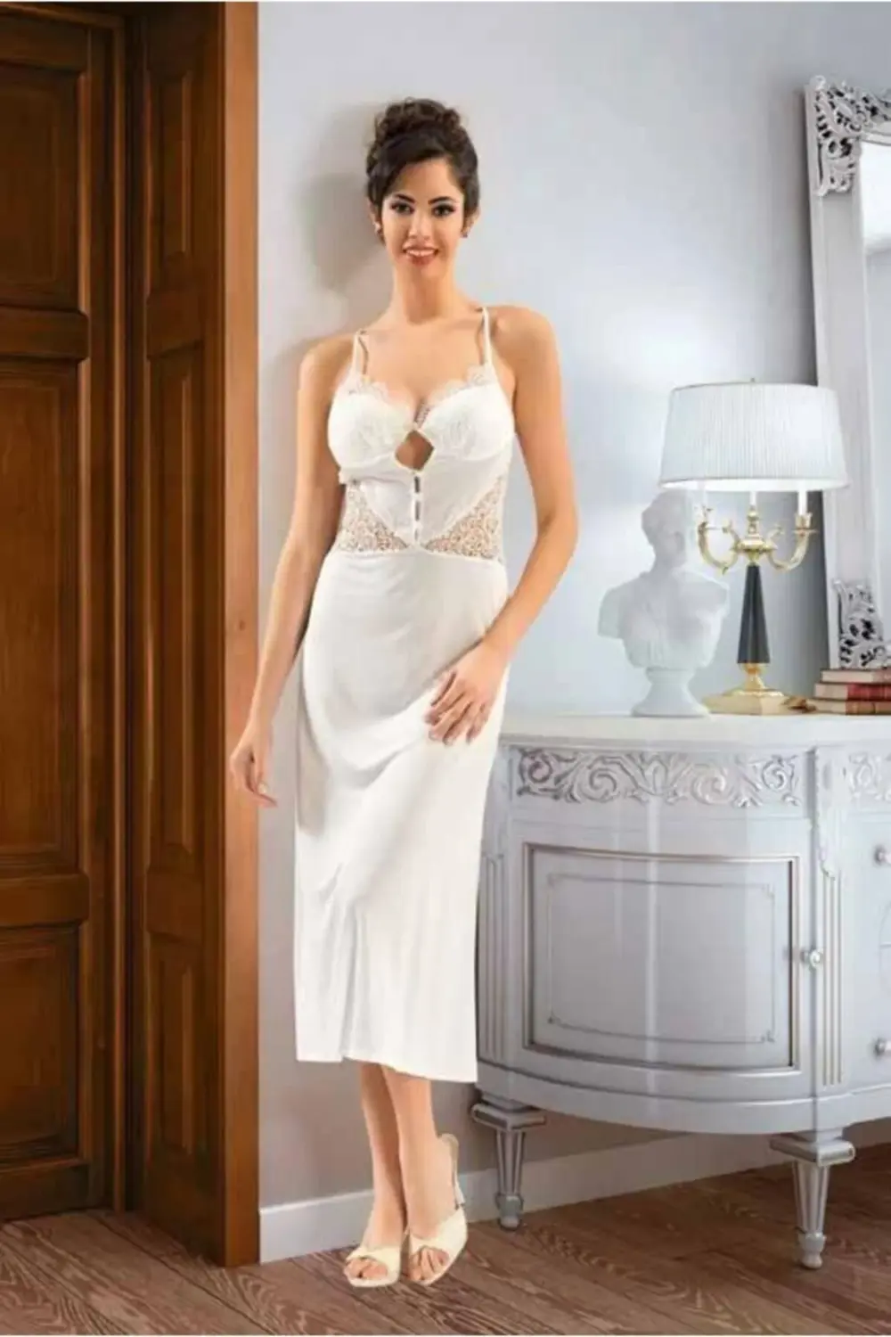 Kadın Beyaz Pamuklu Dantelli Gecelik Sabahlık Takım 3004