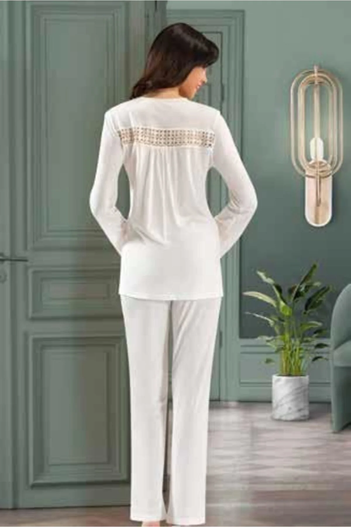 Kadın Beyaz Penye Pijama Takımı 2405