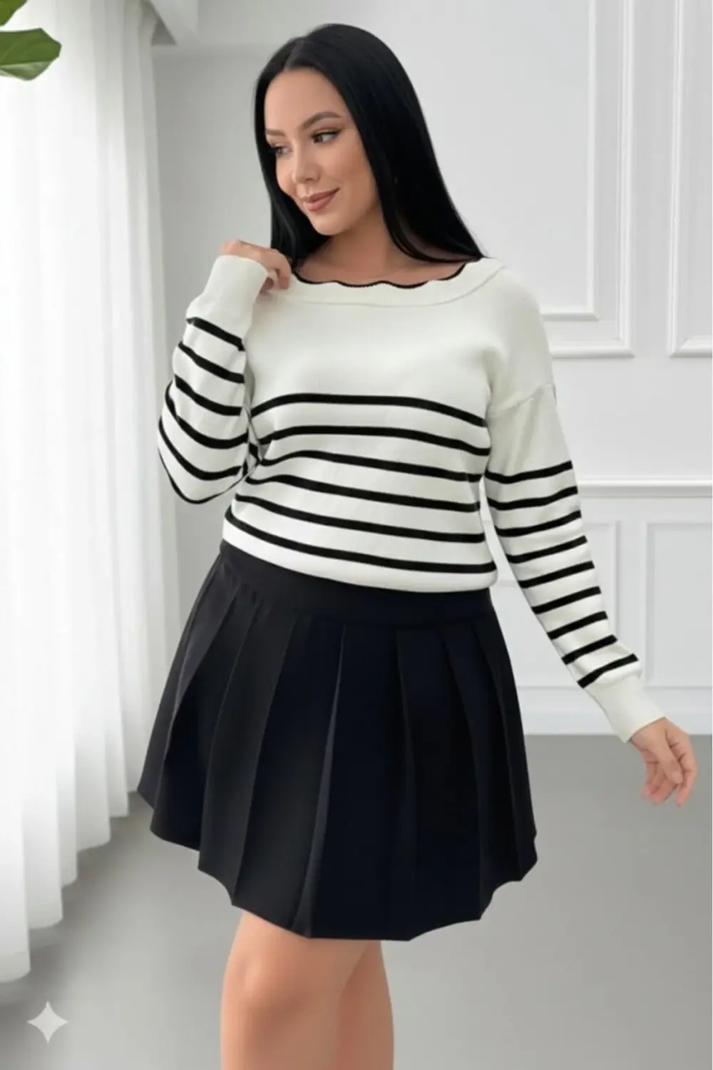 Kadın Beyaz Sırt Bağlama Detaylı çizgi Desen Triko Bluz