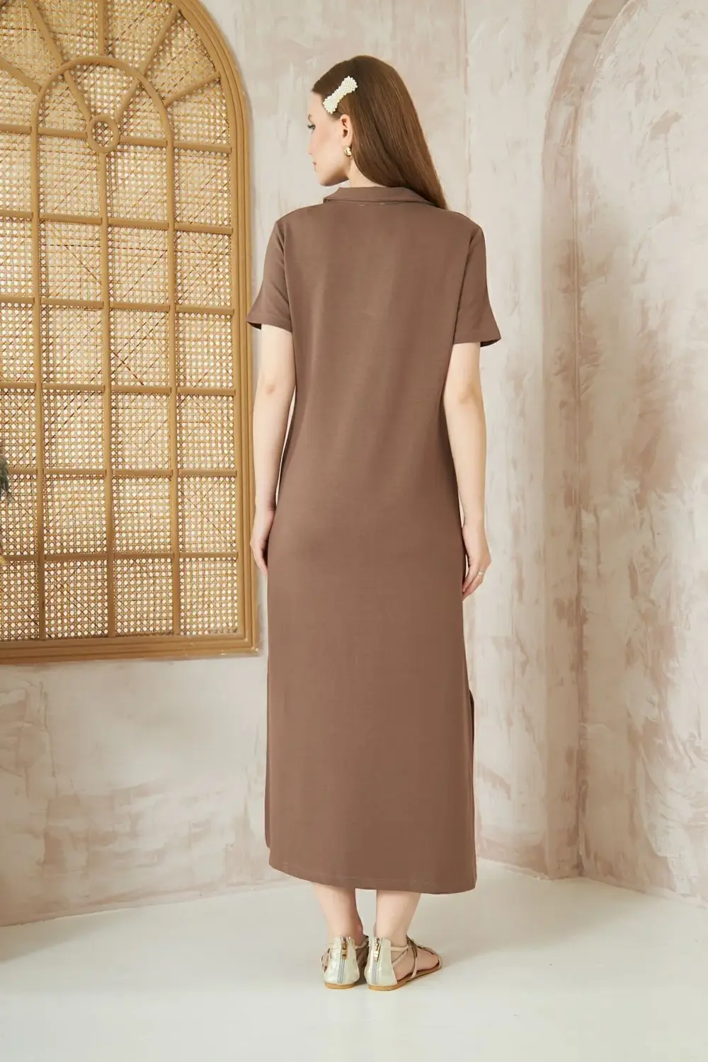 Kadın Beyaz Yırtmaçlı Tam Kalıp Polo Yaka Kısa Kollu Uzun Günlük