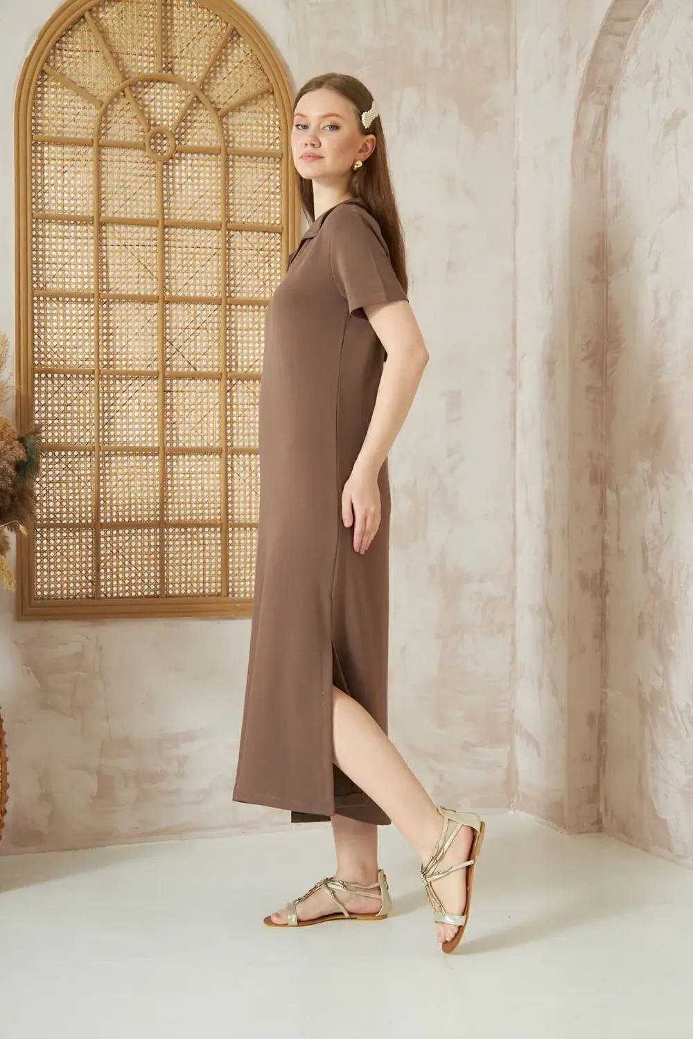 Kadın Beyaz Yırtmaçlı Tam Kalıp Polo Yaka Kısa Kollu Uzun Günlük