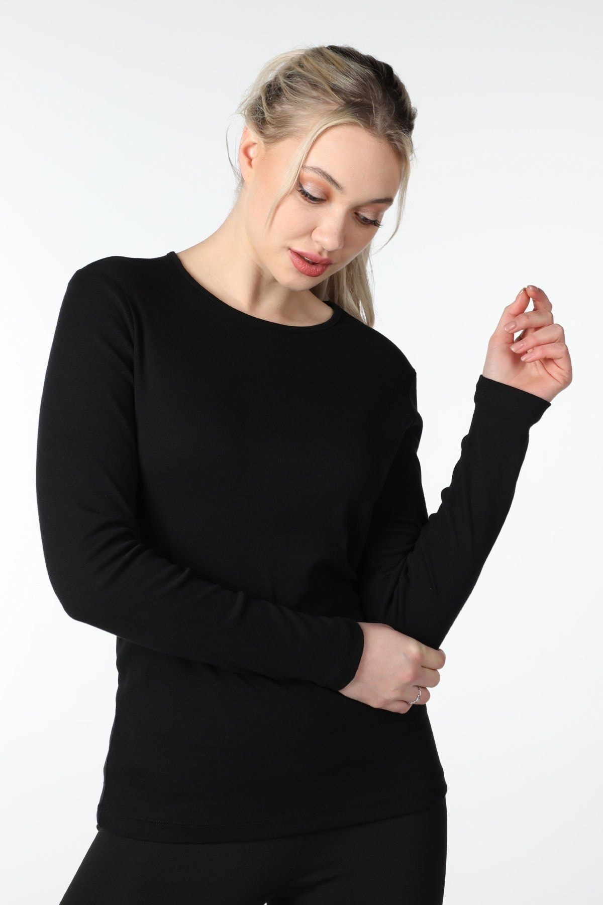 Defys Kadın Bisiklet Yaka Uzun Kollu Regular Fit Basic Tişört Siyah