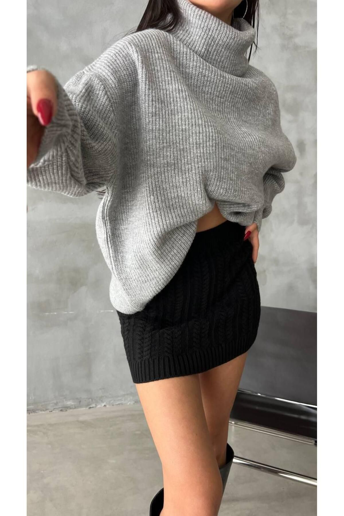 Nzl Tekstil Kadin Boğazli Oversize Triko Kazak