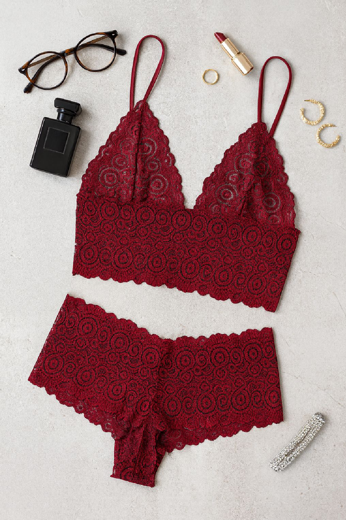 Kadın Bordo Dantel Bralet Şort Takımı – Asil ve Sofistike İç Giyi