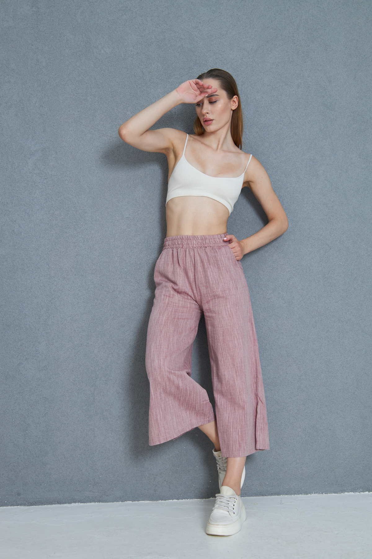 Pasaklı Giyim Kadın Bordo Keten Beli Lastikli Cepli Paçası Yırtmaçlı Salaş Kapr