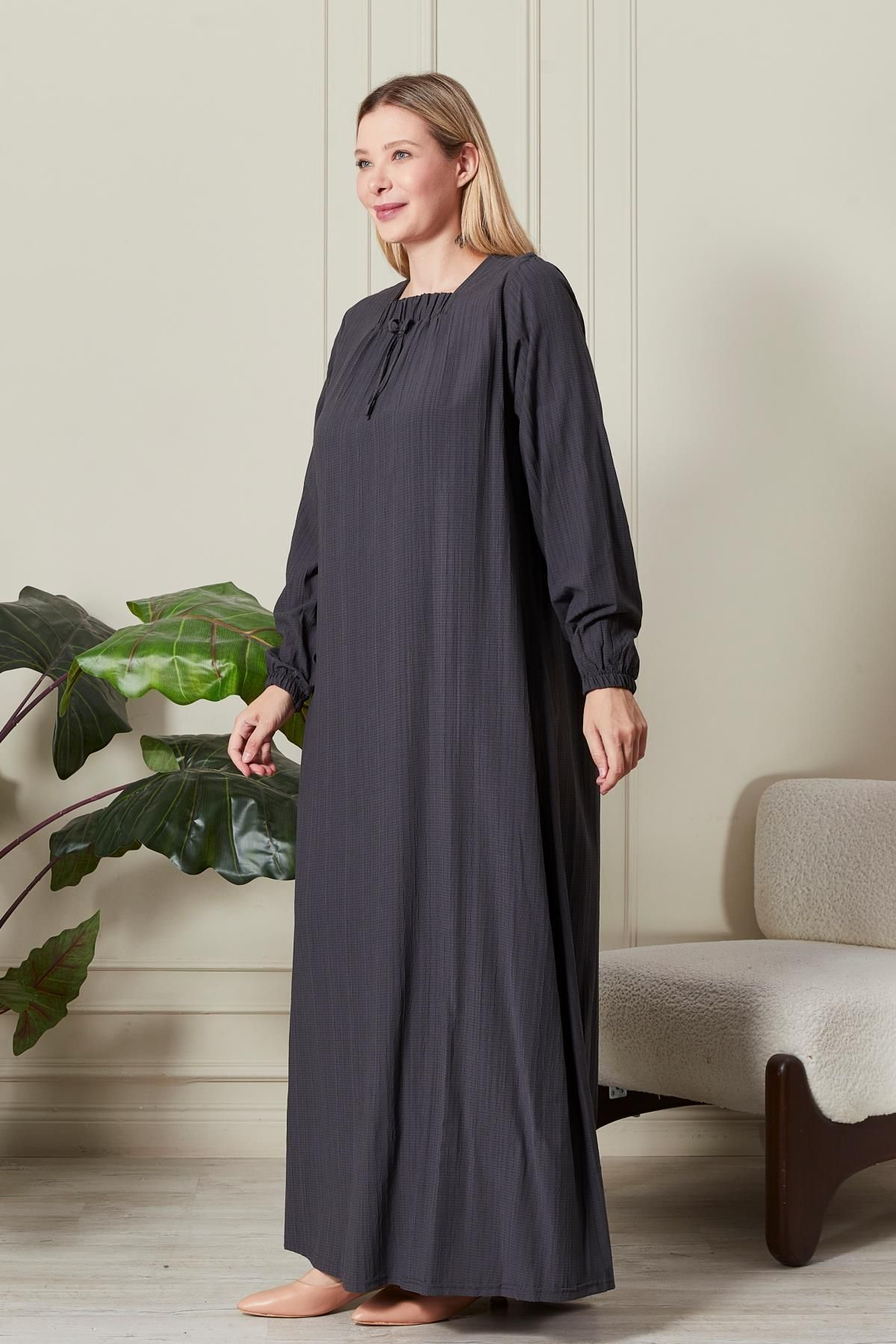 Kadın Büyük Beden Gofre Kumaş Kare Yaka Elbise