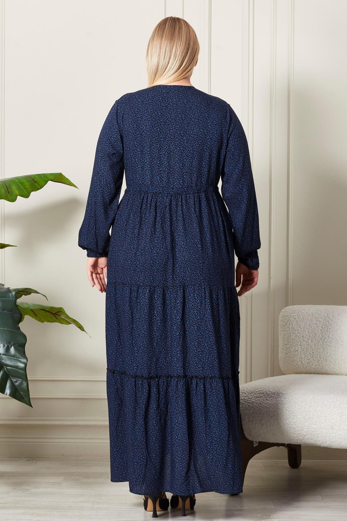 Kadın Büyük Beden Çıtır Kumaş Düğmeli Elbise