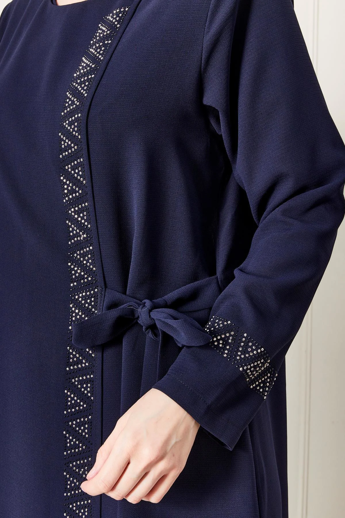 Kadın Büyük Beden Etamin Taş İşlemeli Abaya