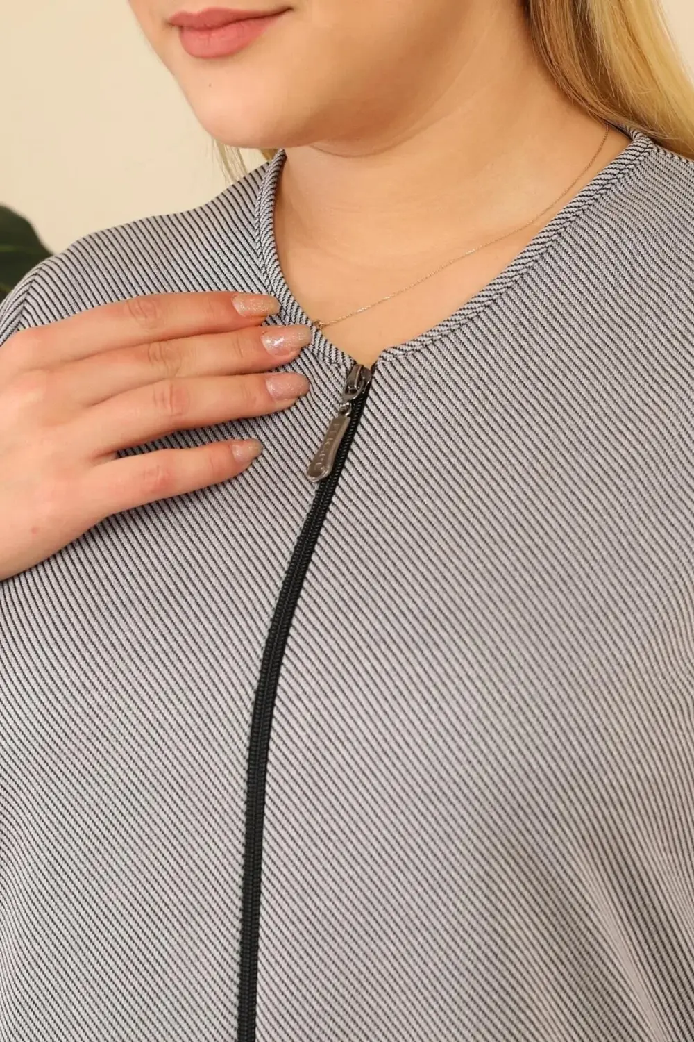 Kadin Buyuk Beden Fermuarlı Tam Tesettur Uzun Namaz Elbisesi Gri