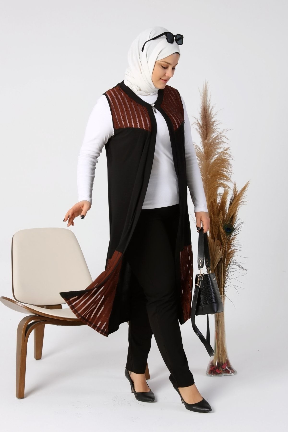 Ferace Kadin Buyuk Beden Giyim Yelek Transparan Tasli Uzun Yelek