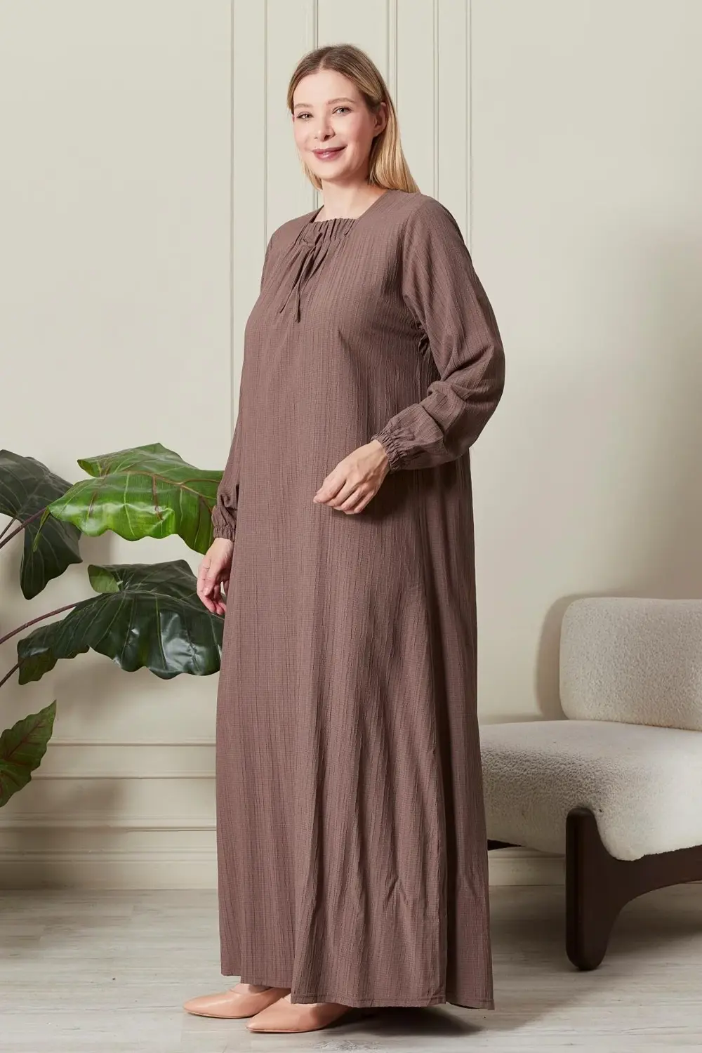 Kadın Büyük Beden Gofre Kumaş Kare Yaka Elbise