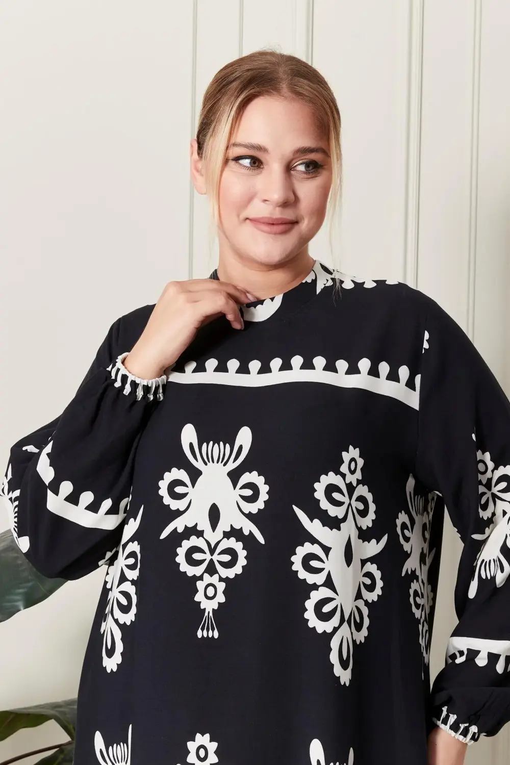 Kadın Büyük Beden Hakim Yaka Elbise