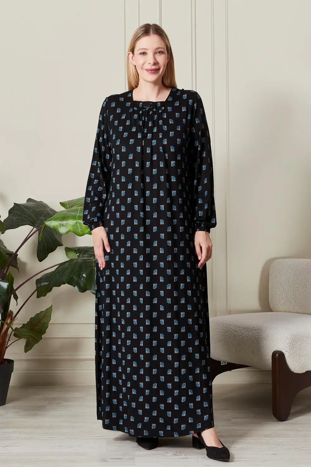 Kadın Büyük Beden Kare Yaka Elbise Kadın Büyük Beden Kare Yaka Elbise