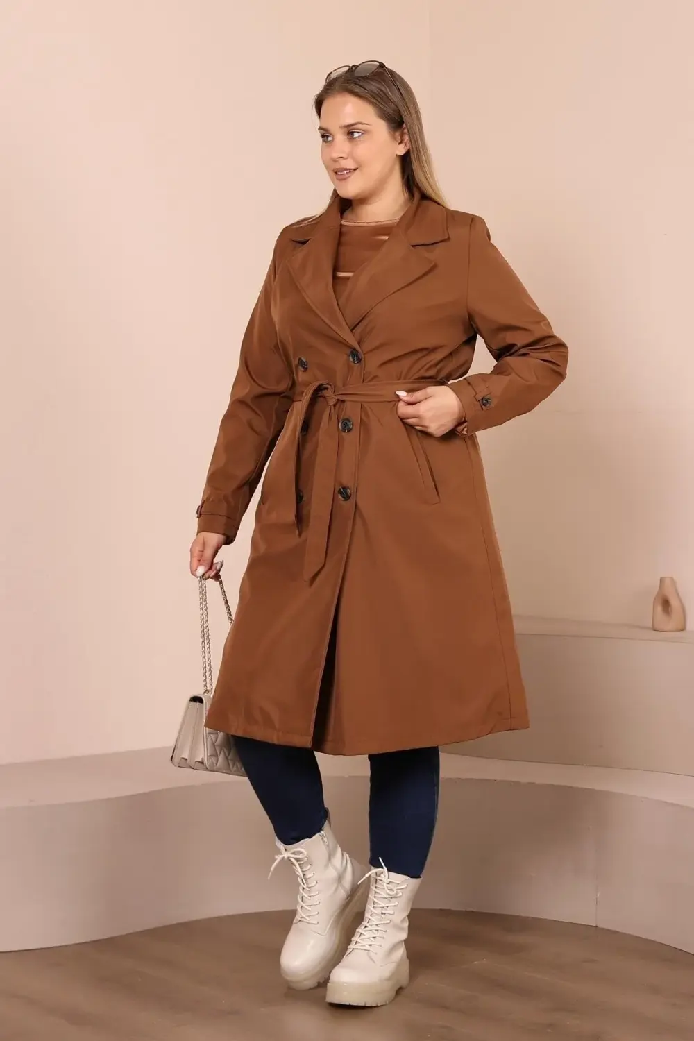 Kadın Büyük Beden Kemerli Uzun Trençkot