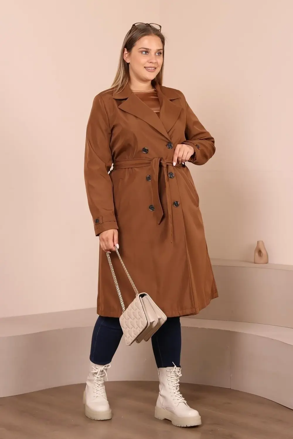 Kadın Büyük Beden Kemerli Uzun Trençkot