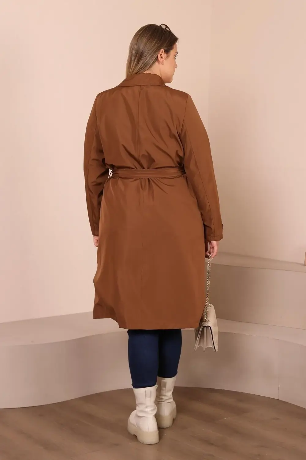 Kadın Büyük Beden Kemerli Uzun Trençkot