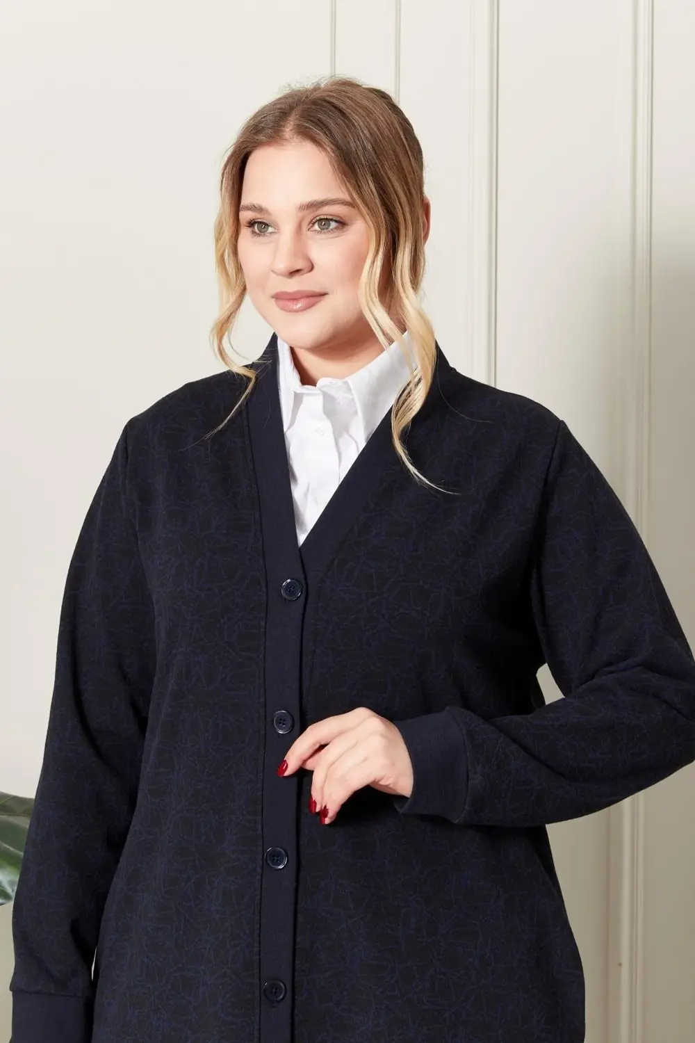 Kadın Büyük Beden Mevsimlik Yüksek Kalite Çelik Uzun Hırka