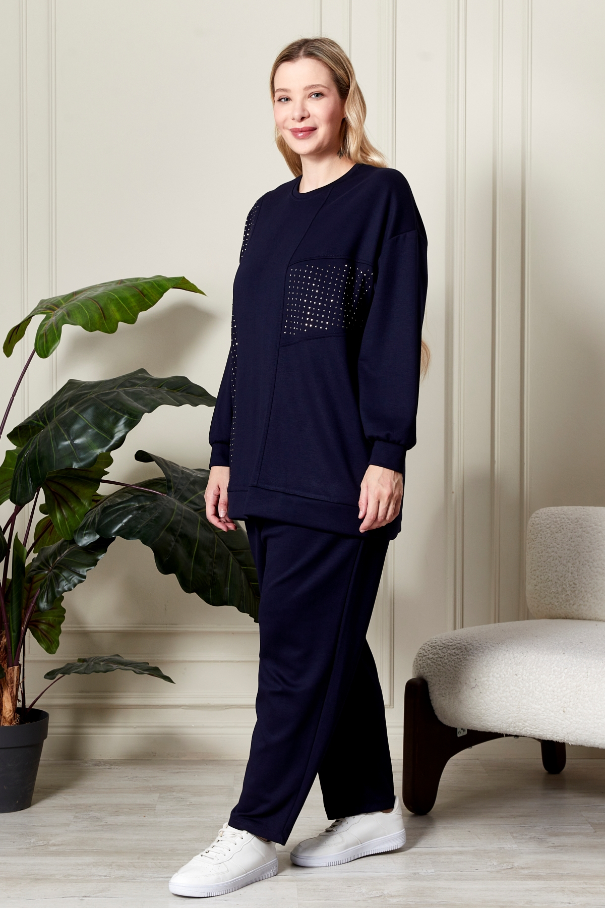 Ferace Kadın Büyük Beden Taşlı Takım