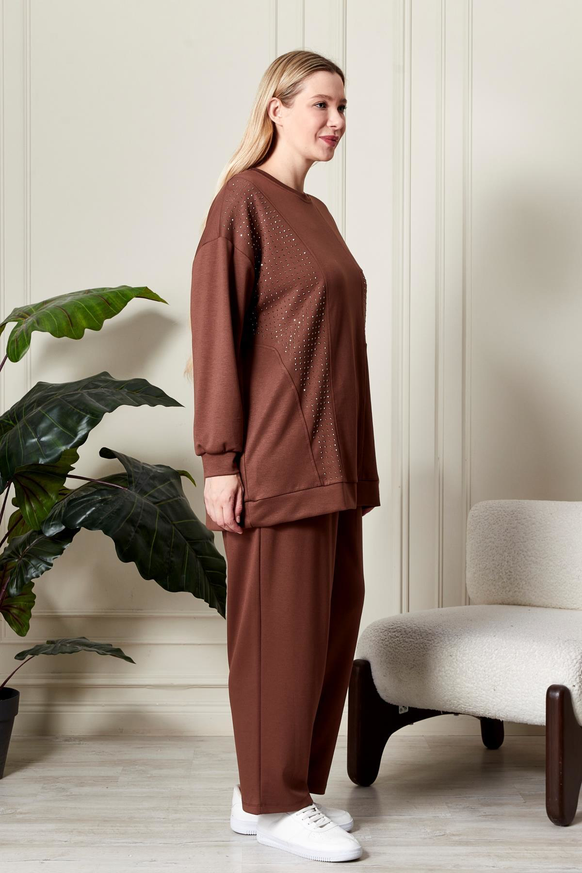 Ferace Kadın Büyük Beden Taşlı Takım