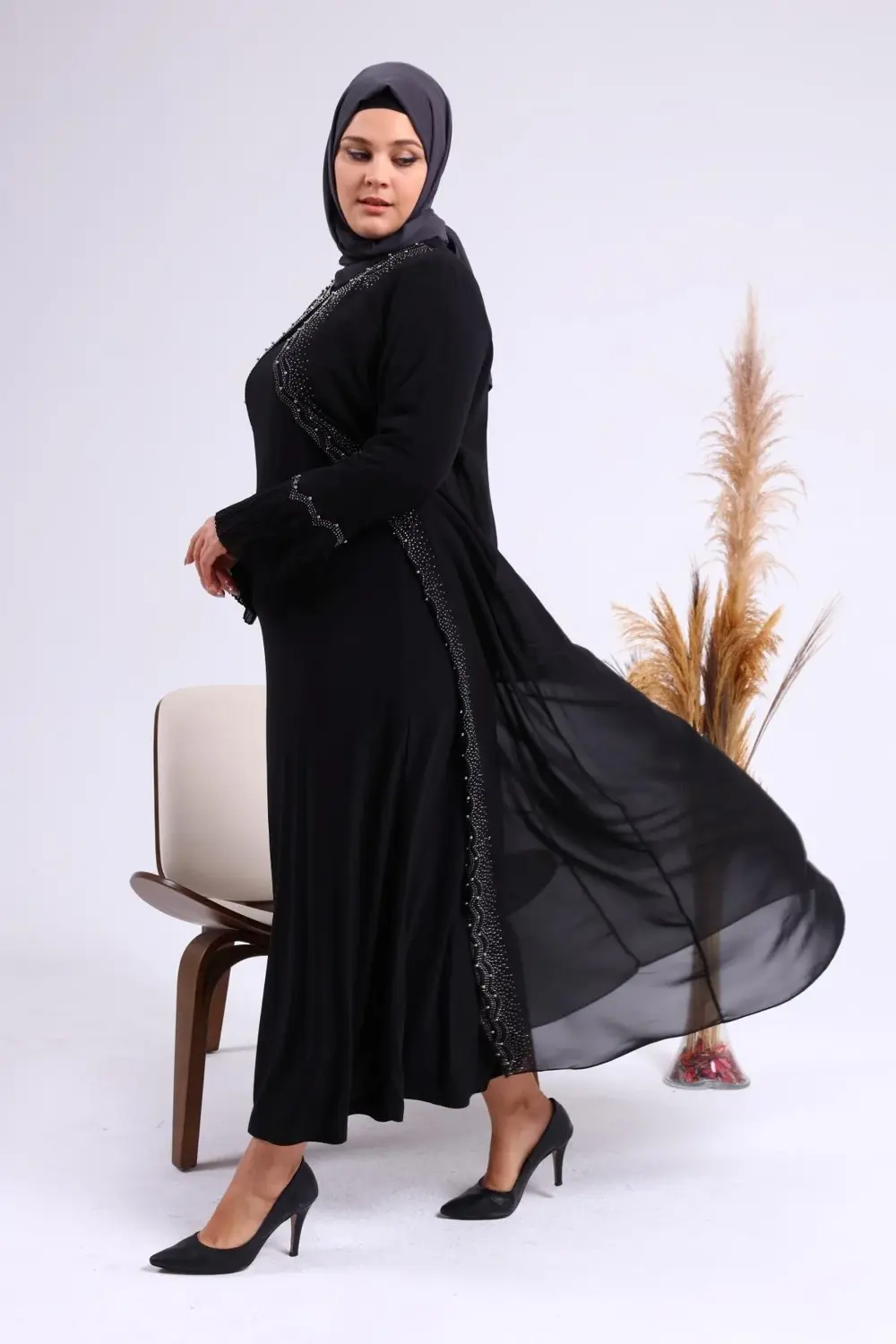 Kadin Buyuk Beden Taşlı Ve Inci Desenli Kolları Piliseli Anne Tes