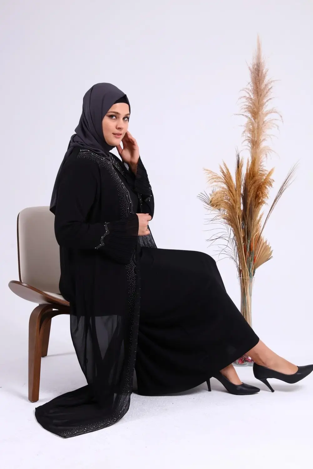 Kadin Buyuk Beden Taşlı Ve Inci Desenli Kolları Piliseli Anne Tes