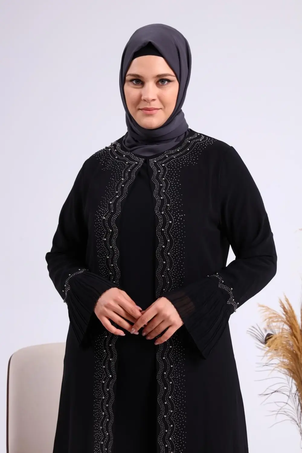 Kadin Buyuk Beden Taşlı Ve Inci Desenli Kolları Piliseli Anne Tes