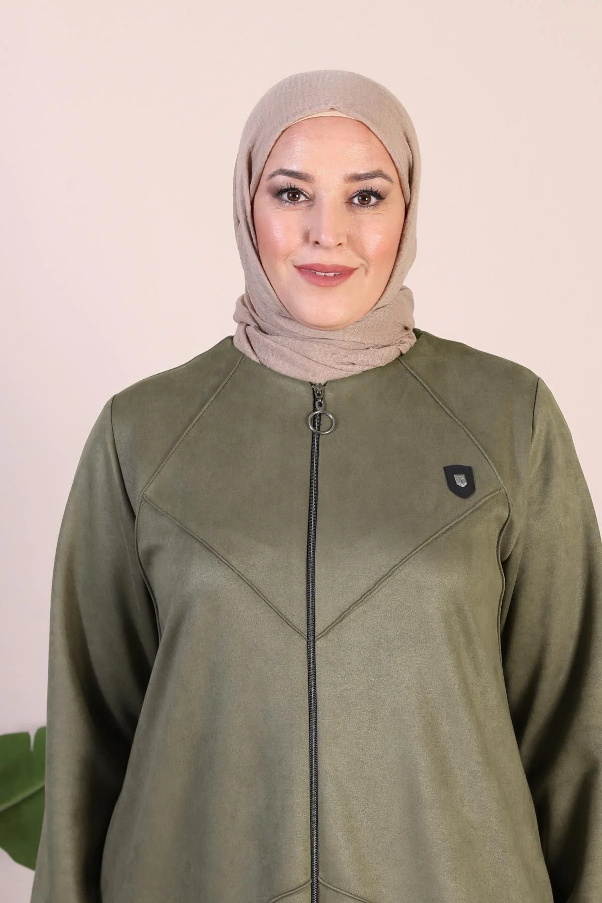 Kadin Buyuk Beden Tesettur Süet Pardesü Tam Boy Baklava Desenli U