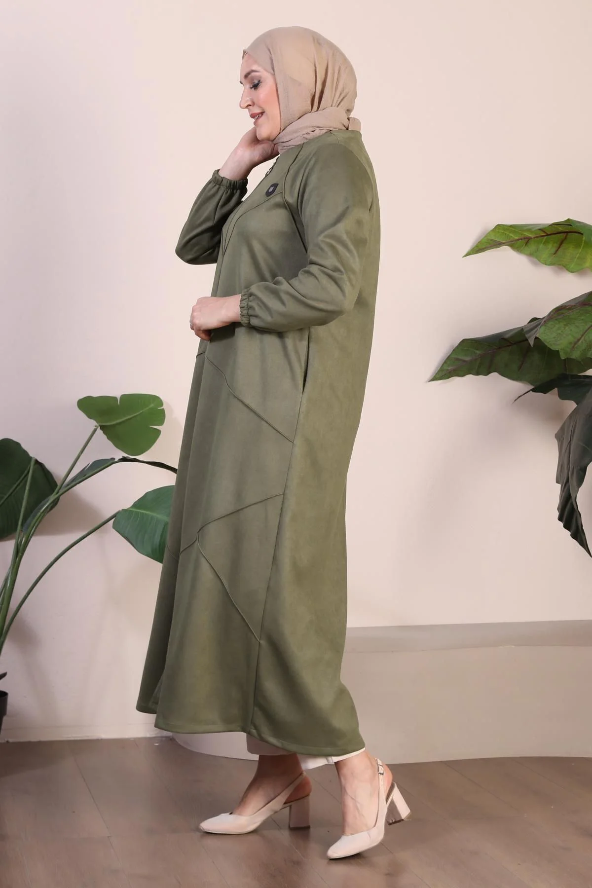 Kadin Buyuk Beden Tesettur Süet Pardesü Tam Boy Baklava Desenli U