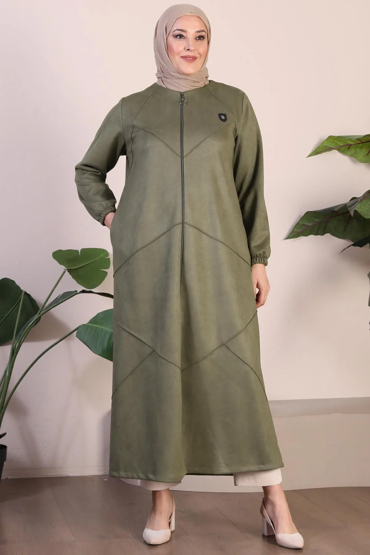 Kadin Buyuk Beden Tesettur Süet Pardesü Tam Boy Baklava Desenli U