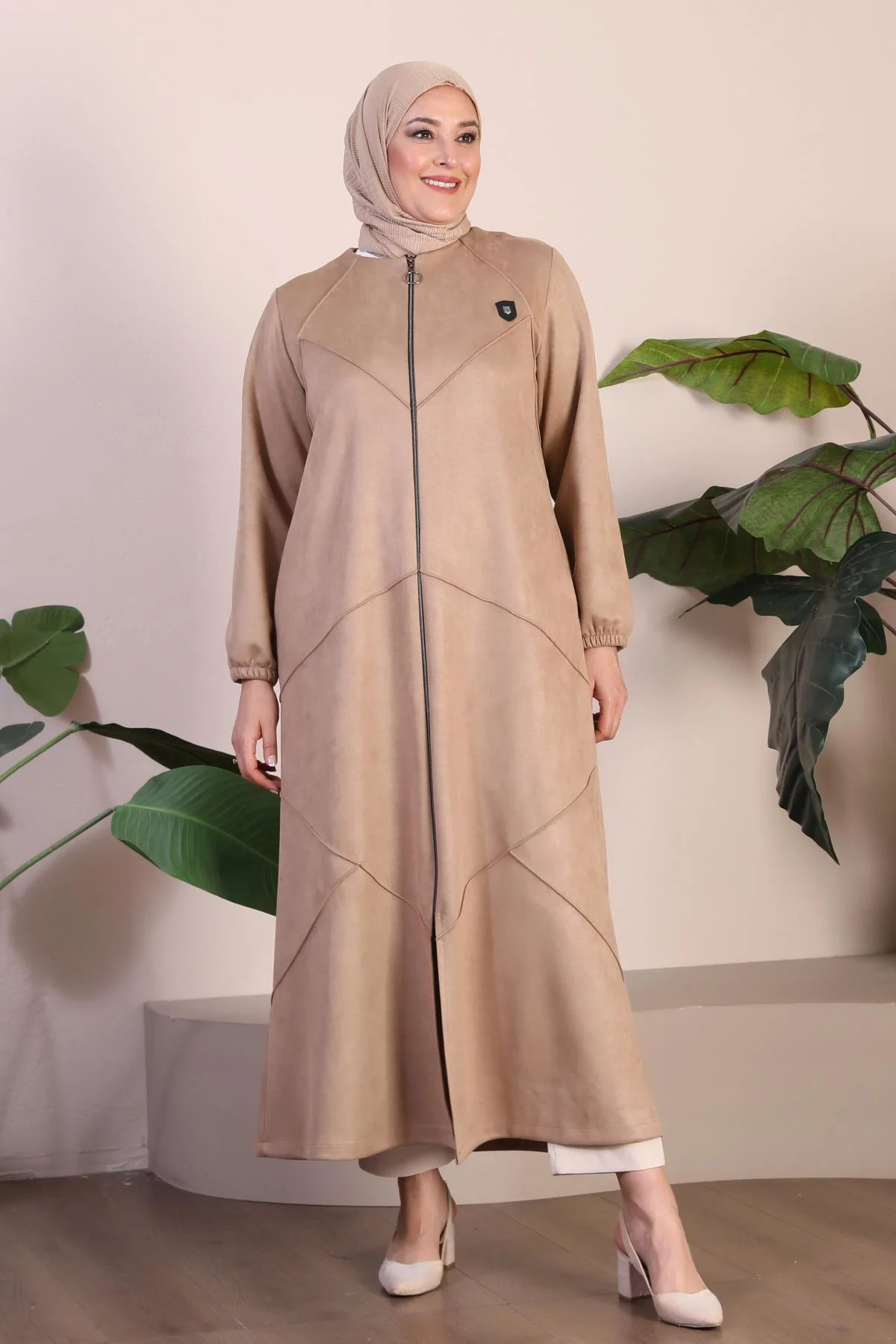 Kadin Buyuk Beden Tesettur Süet Pardesü Tam Boy Baklava Desenli U