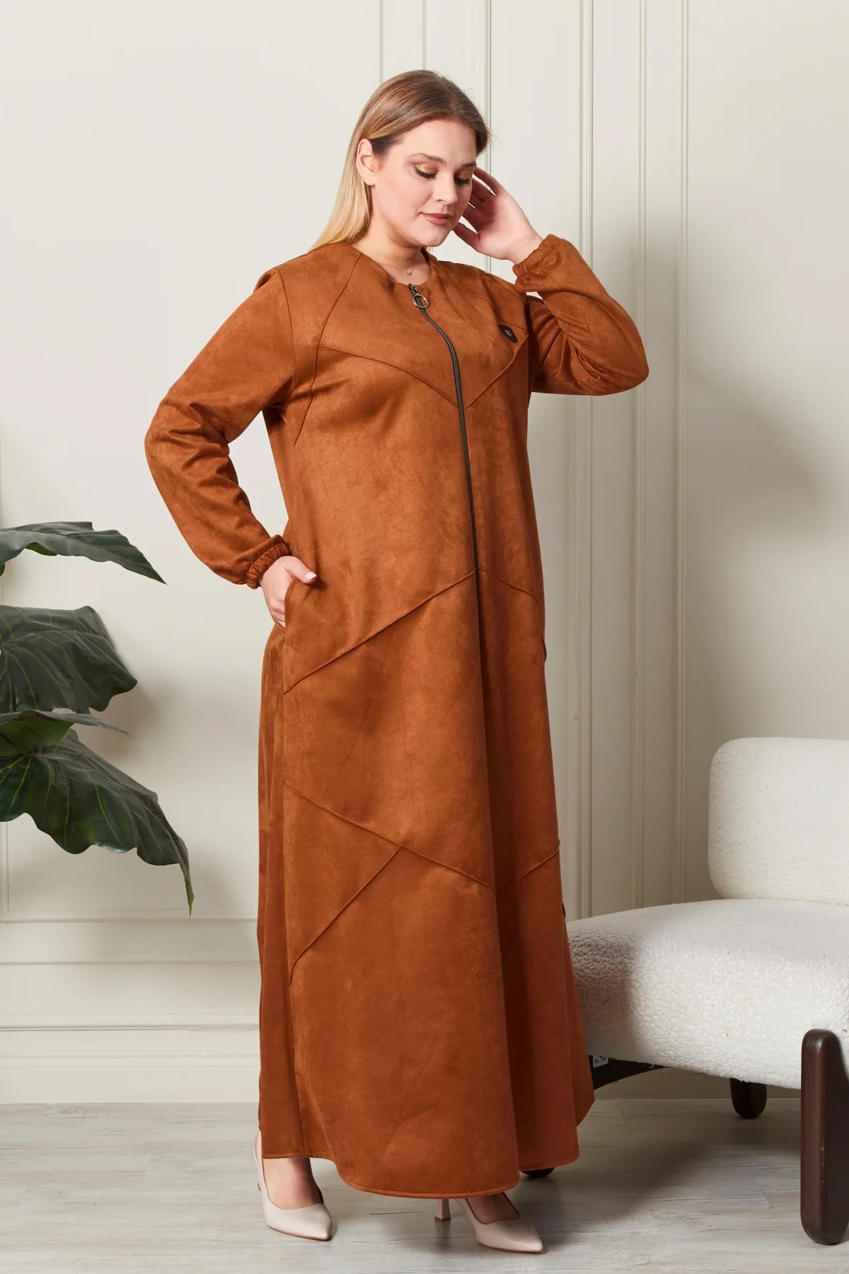 Kadin Buyuk Beden Tesettur Süet Pardesü Tam Boy Baklava Desenli U