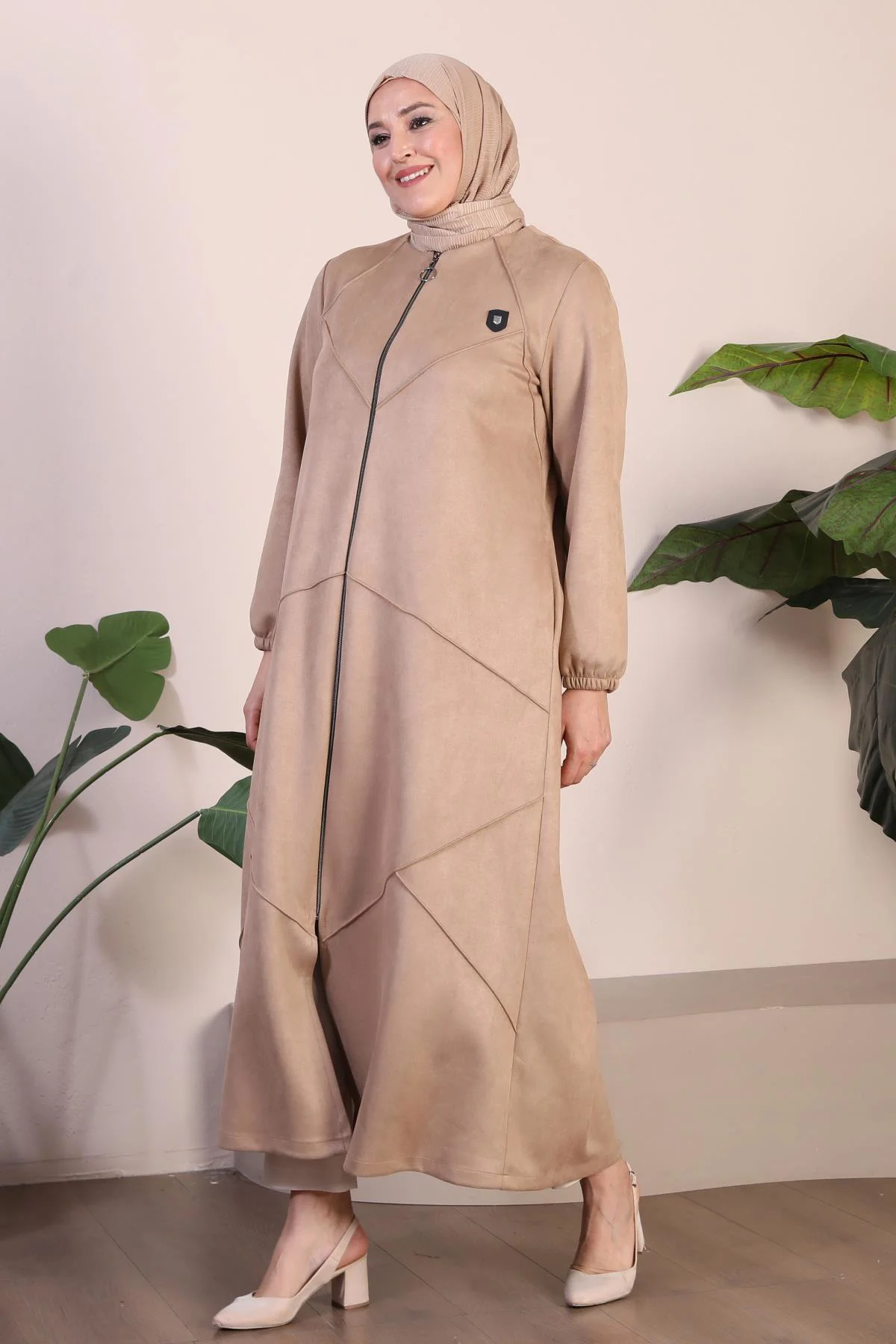 Kadin Buyuk Beden Tesettur Süet Pardesü Tam Boy Baklava Desenli U