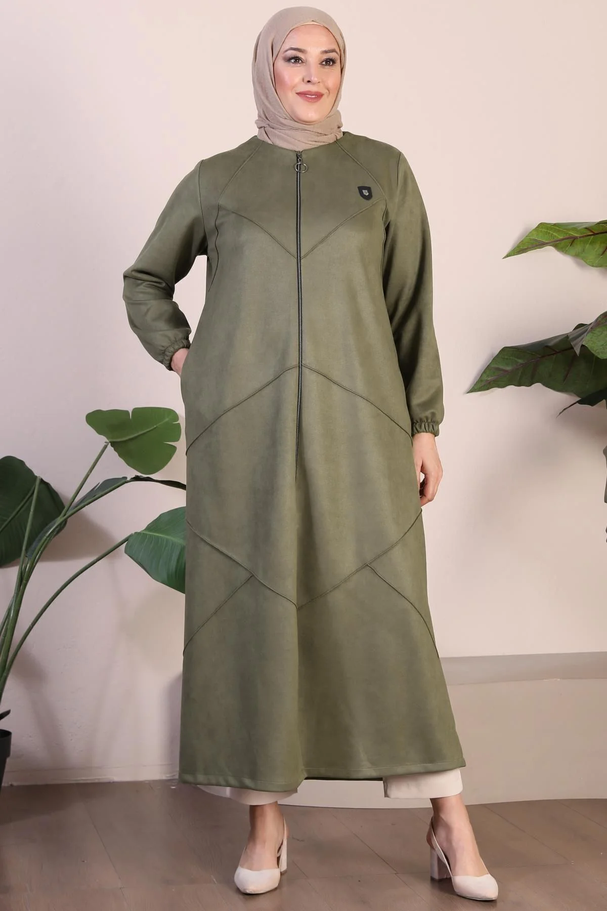 Kadin Buyuk Beden Tesettur Süet Pardesü Tam Boy Baklava Desenli U