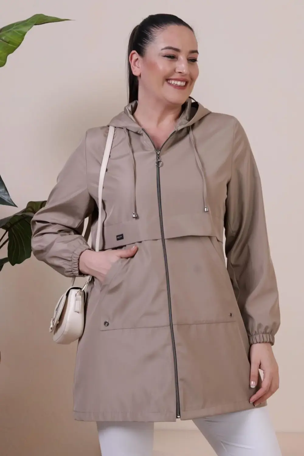 Kadin Buyuk Beden Tesettur Giyim Fermuarlı Trenckot Mevsimlik