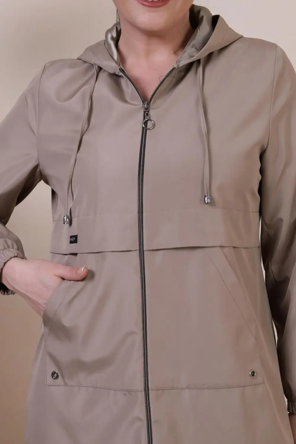 Kadin Buyuk Beden Tesettur Giyim Fermuarlı Trenckot Mevsimlik