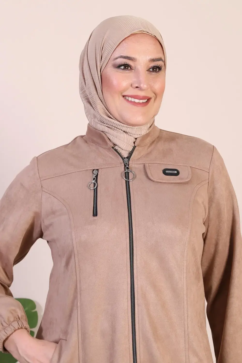Kadin Buyuk Beden Tesettur Süet Kap Pardesü Boydan Göğsü Fermuarl