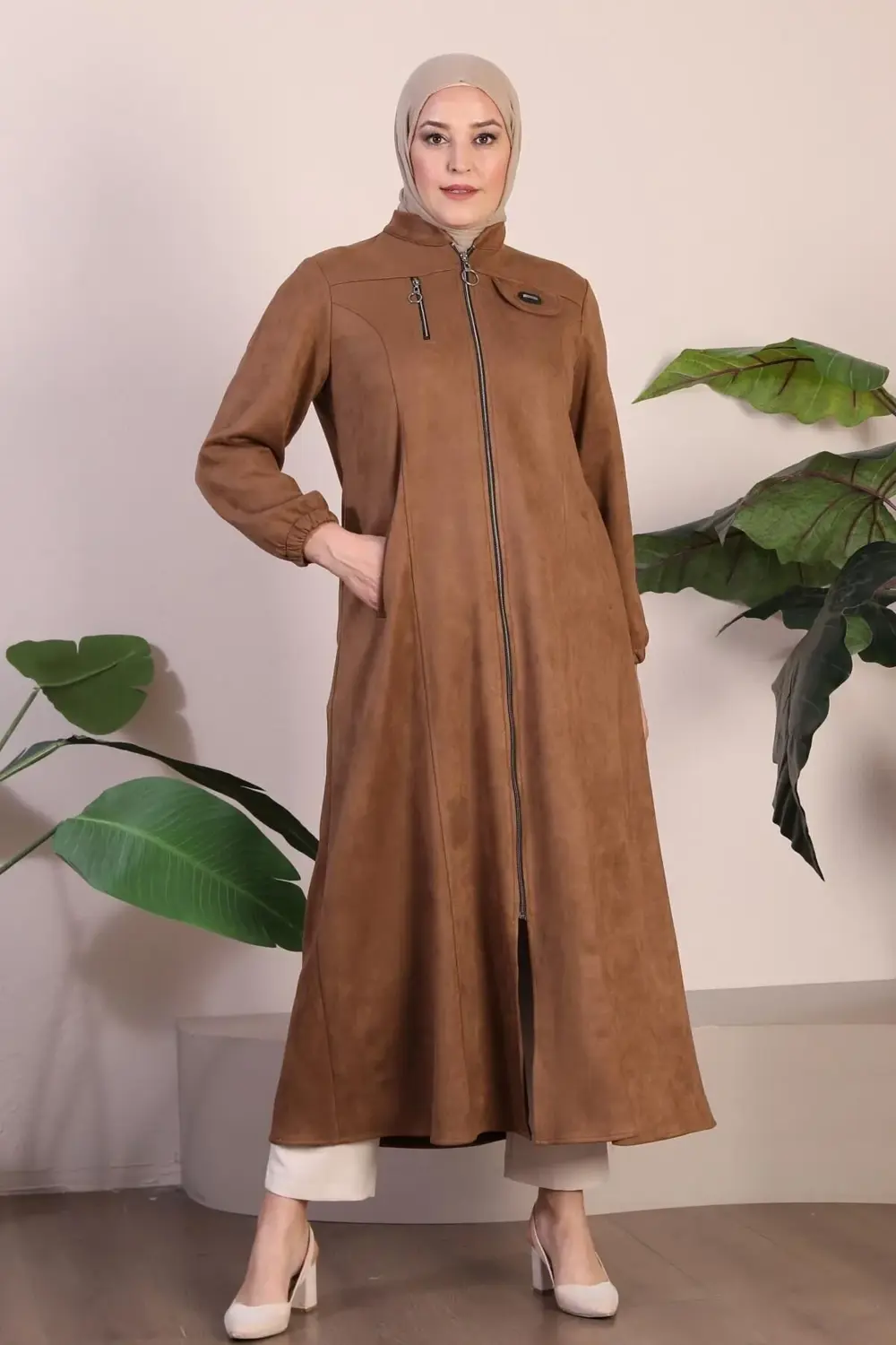 Kadin Buyuk Beden Tesettur Süet Kap Pardesü Boydan Göğsü Fermuarl