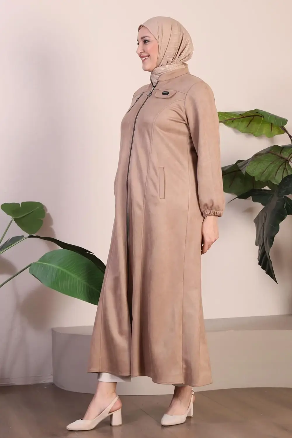 Kadin Buyuk Beden Tesettur Süet Kap Pardesü Boydan Göğsü Fermuarl