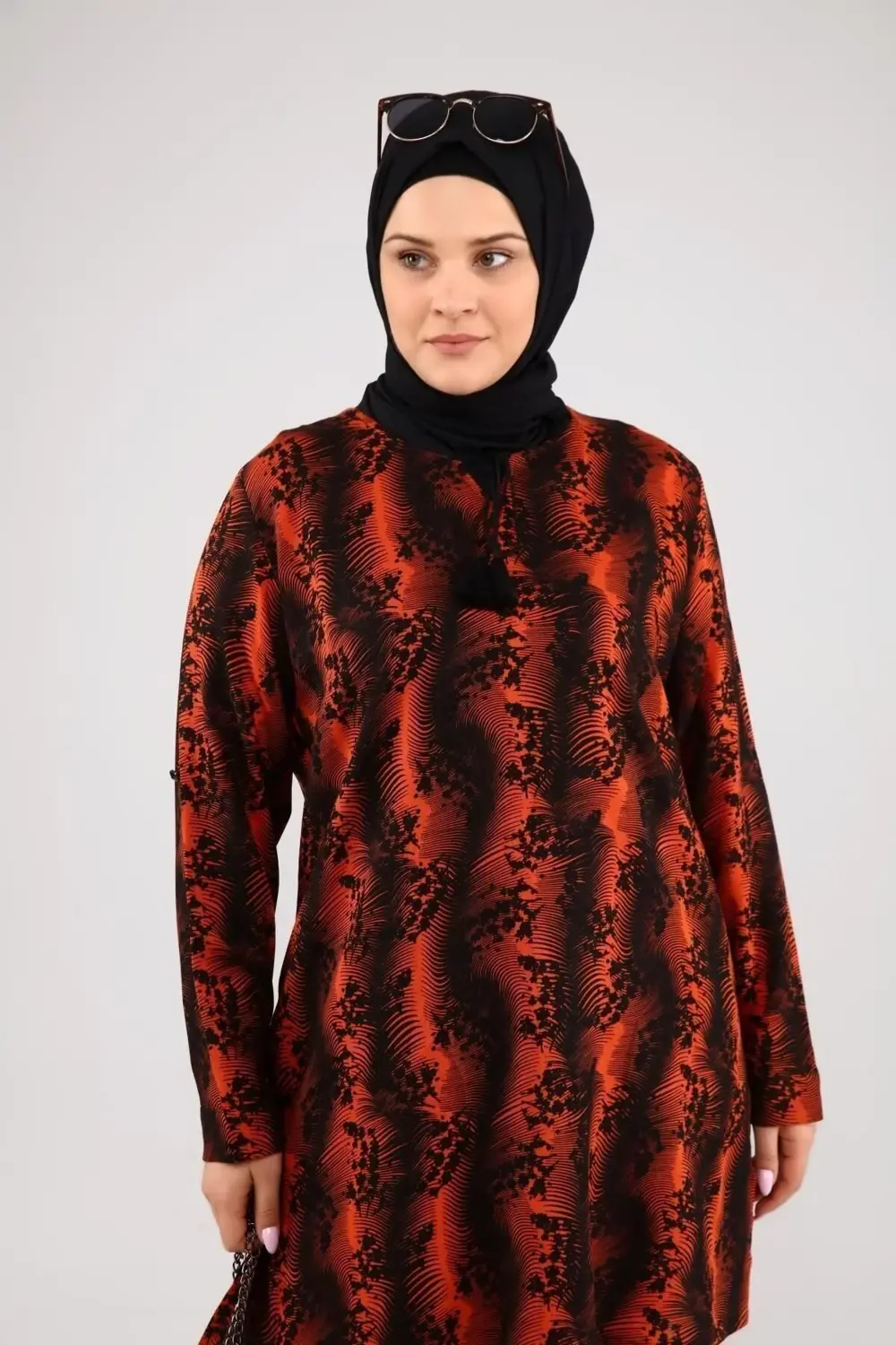 Kadın Büyük Beden Tesettür Tunik I?pli Ve Yandan Yırtmaçlı