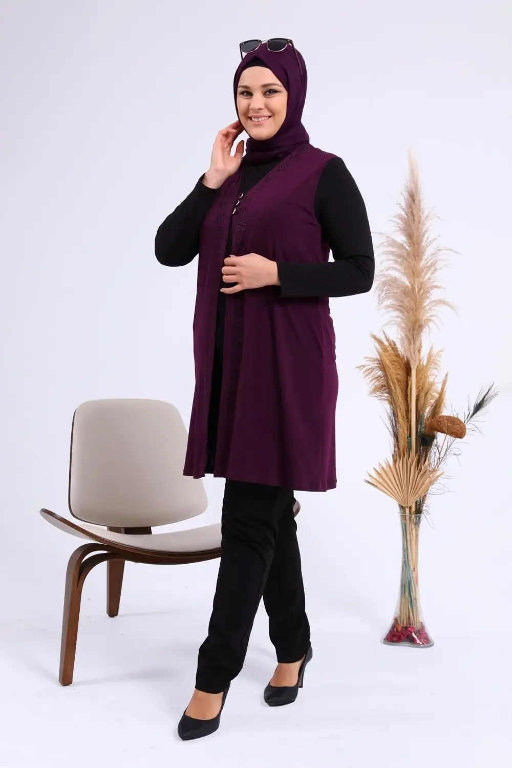 Kadin Buyuk Beden Üç Düğmeli Likralı Yelek