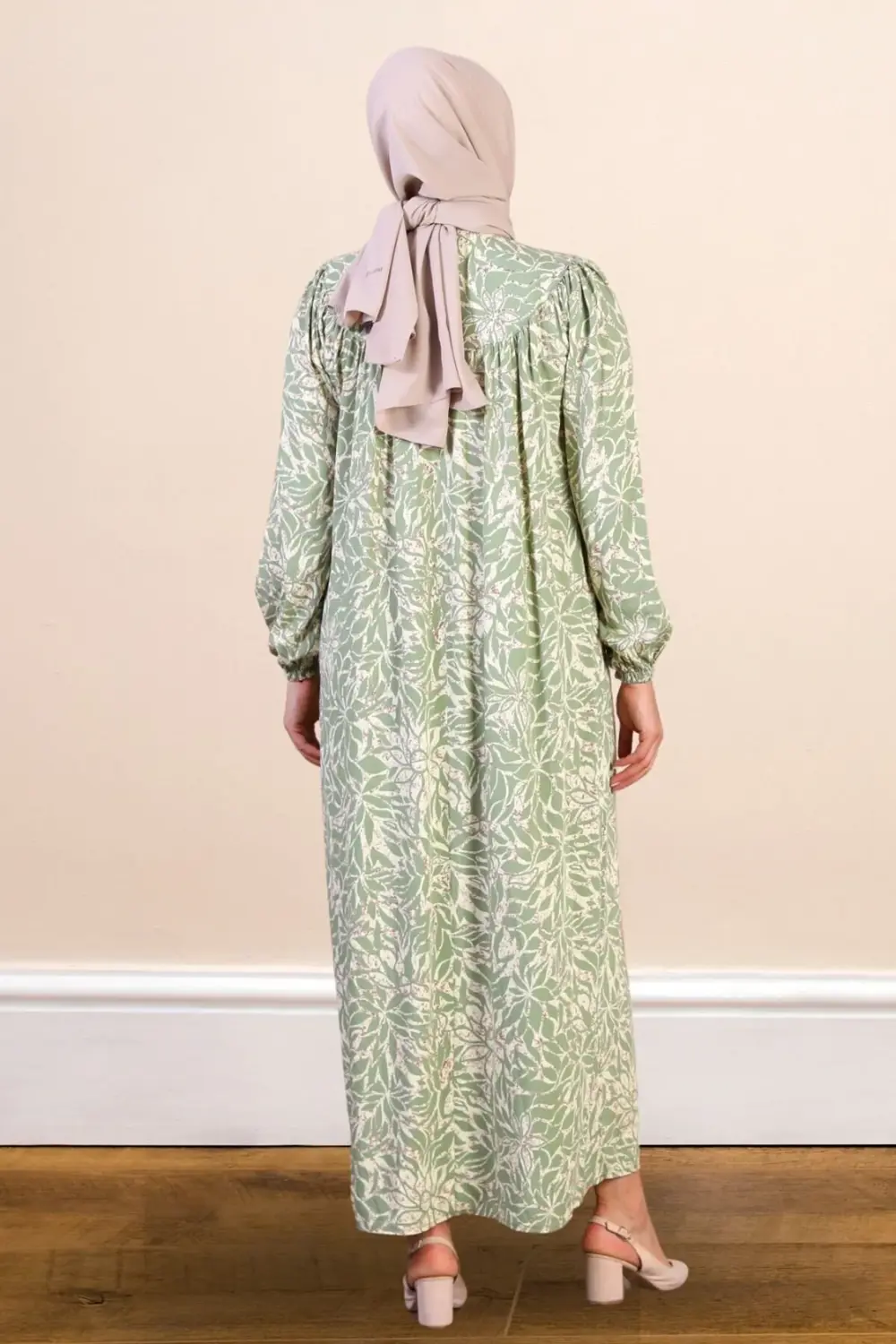 Kadın Büyük Beden Yaprak Desenli Yazlık Uzun Elbise