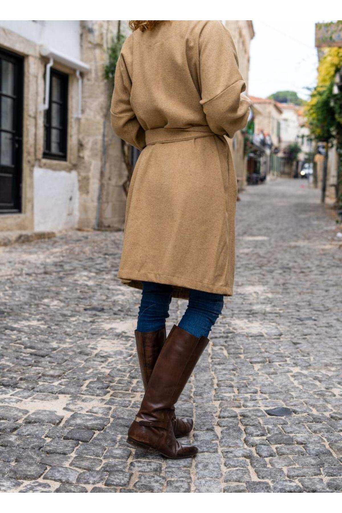 Kadın Camel Midi Kaşe Kaban –Balon Kol,Cepli, Beli Kemerli, Astar