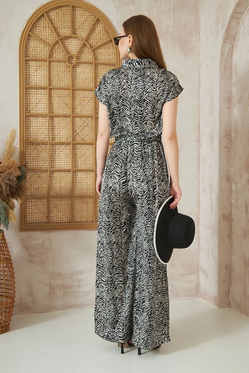 Kadın Cepli Beli Lastikli Bol Paça Gömlek Yaka Kısa Kollu Kalitel